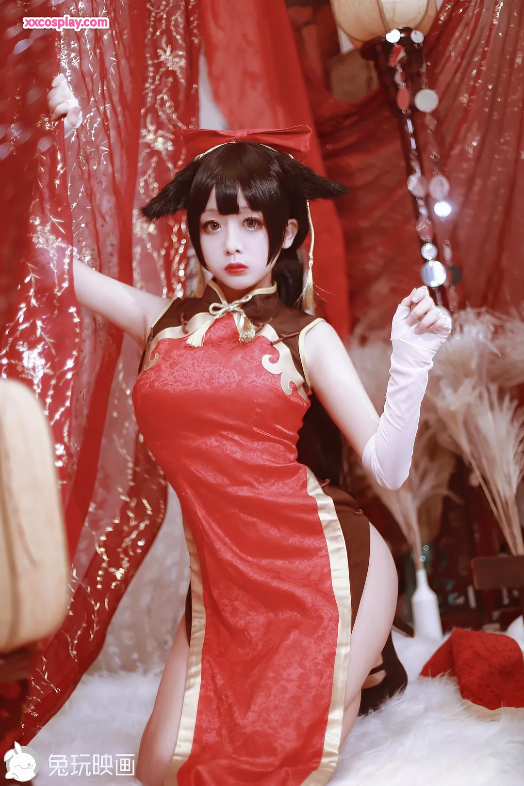 兔玩映画 ชุดกี่เพ้าสีแดงไคโอซิุง